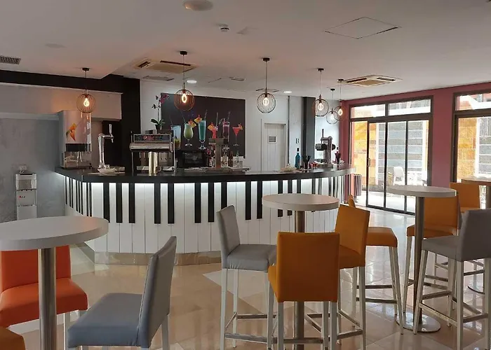 Hotel Chatur Costa Caleta 3*