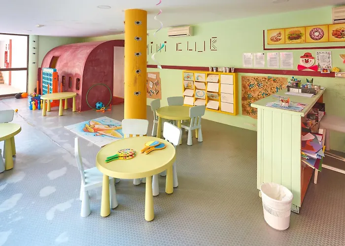 Chatur Costa Caleta 3*