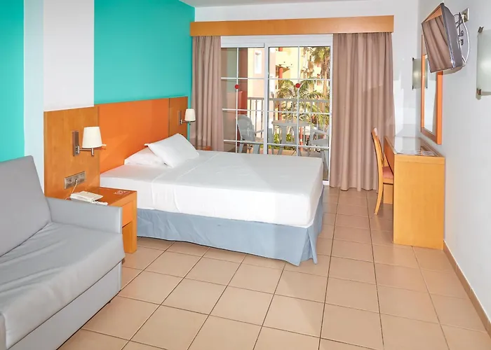 Chatur Costa Caleta 3*