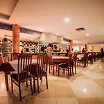 Chatur Costa Caleta 3* 科斯塔卡莱塔
