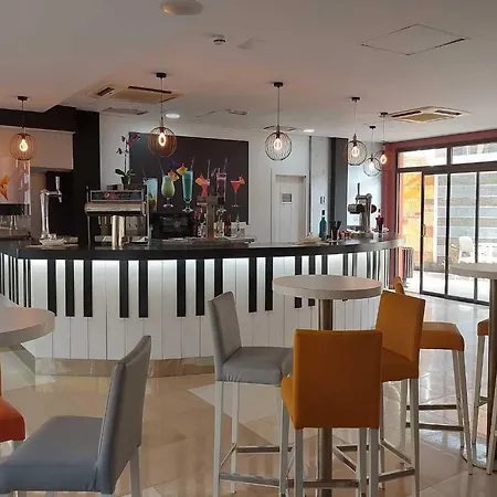 Hotel Chatur Costa Caleta 3*